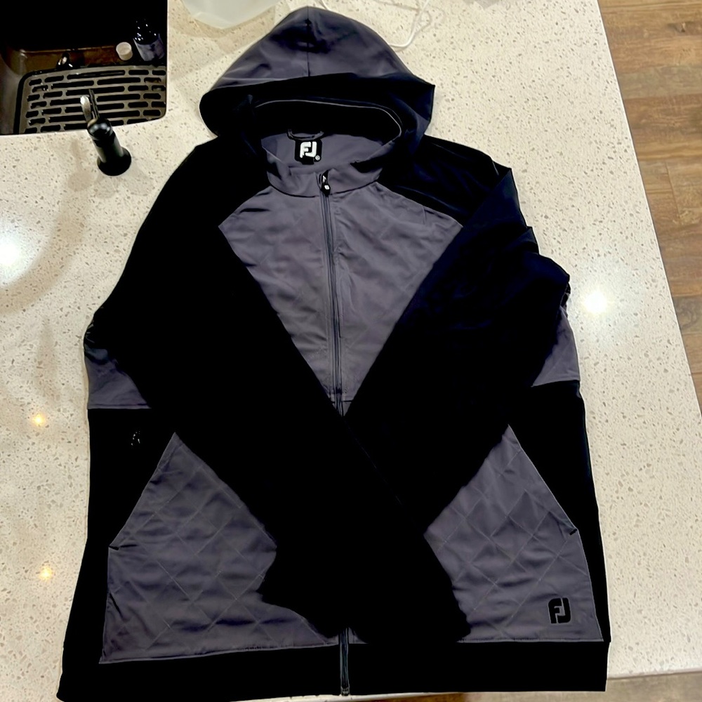 XL FootJoy light jacket with hoodie!